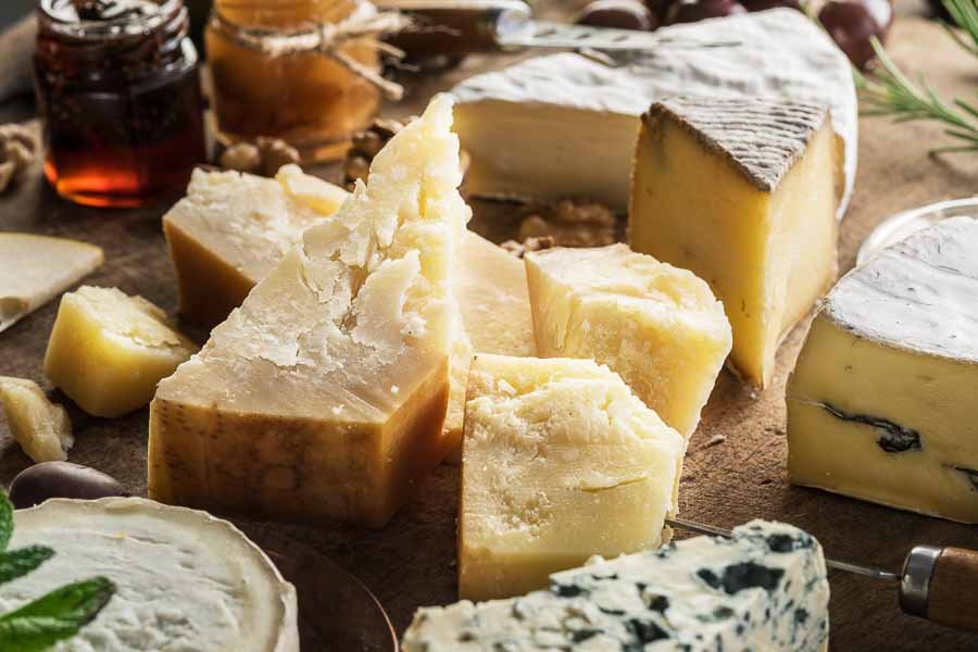 Different Kinds of Cheese: A Taste of the Italian Countryside
