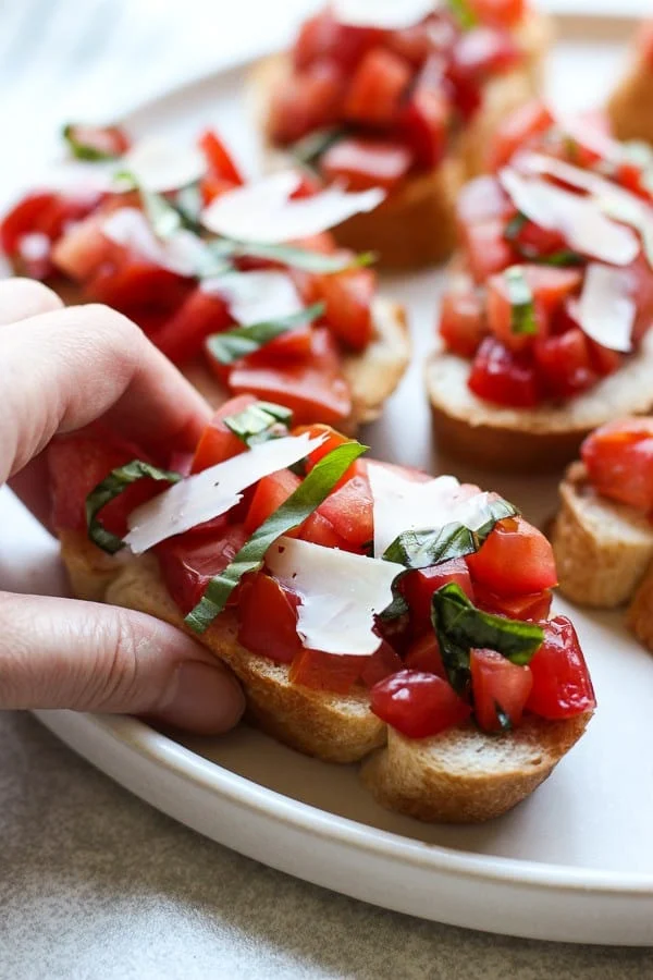 WHAT ARE EASY ITALIAN FINGER FOOD RECIPES?