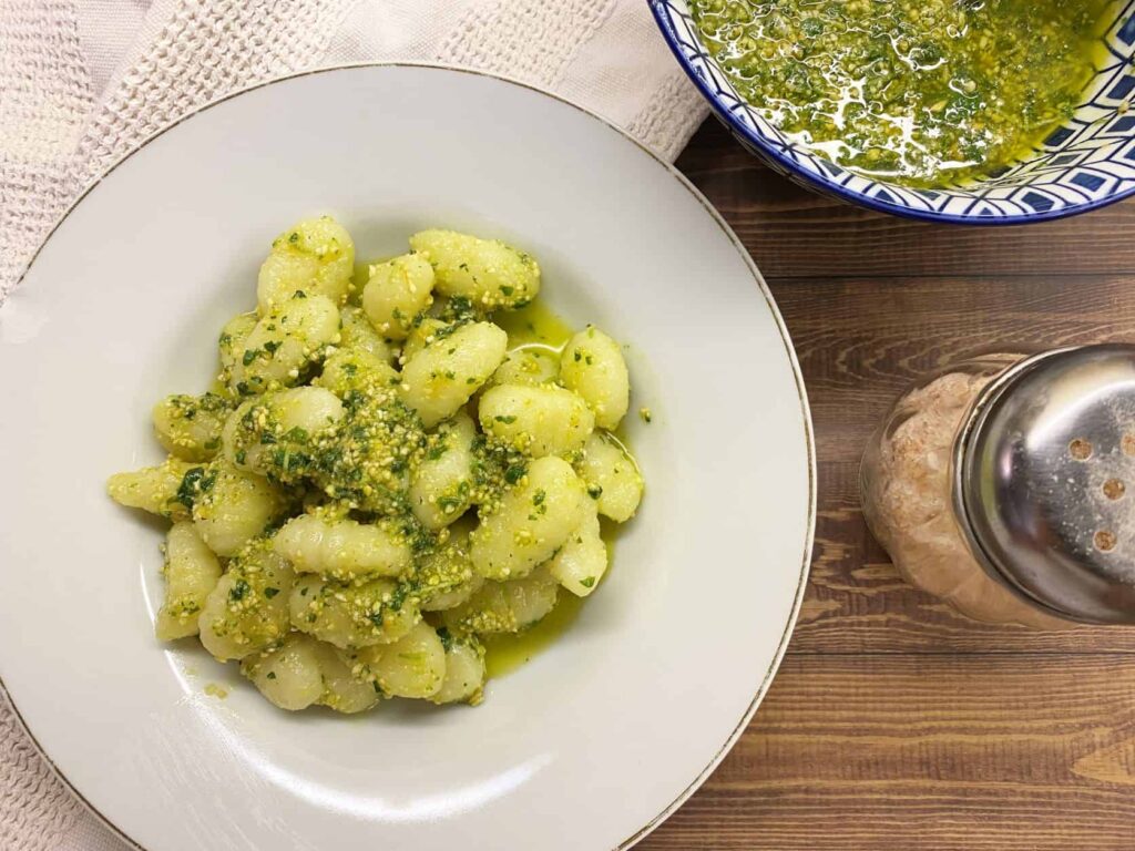 VEGAN AND DAIRY-FREE PISTACHIO PESTO VARIATIONS