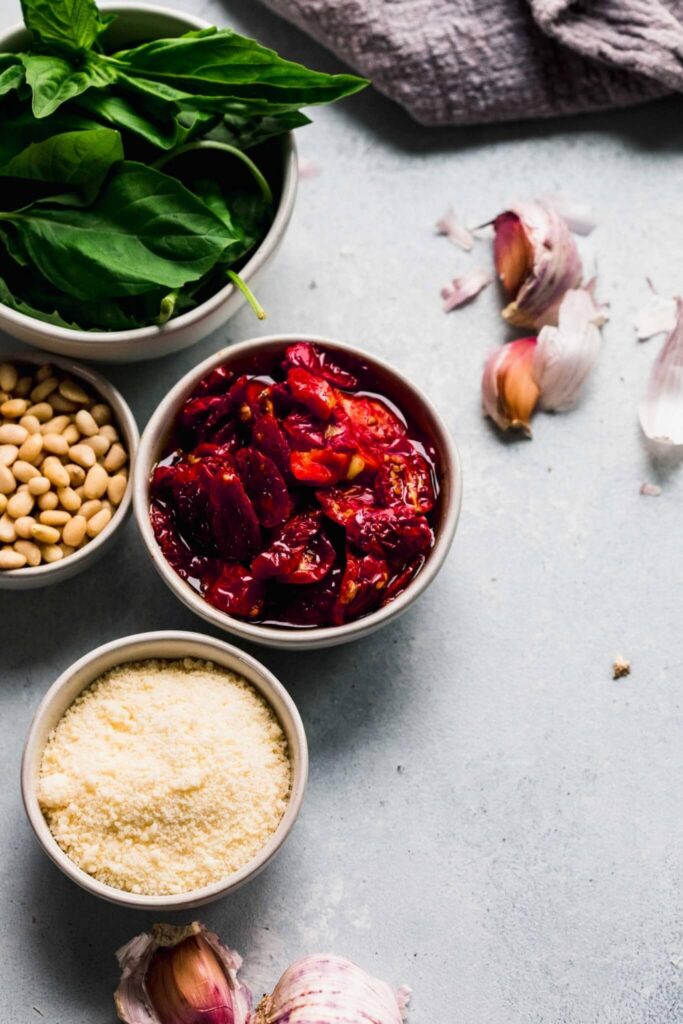 INGREDIENTS FOR SUN DRIED TOMATO PESTO