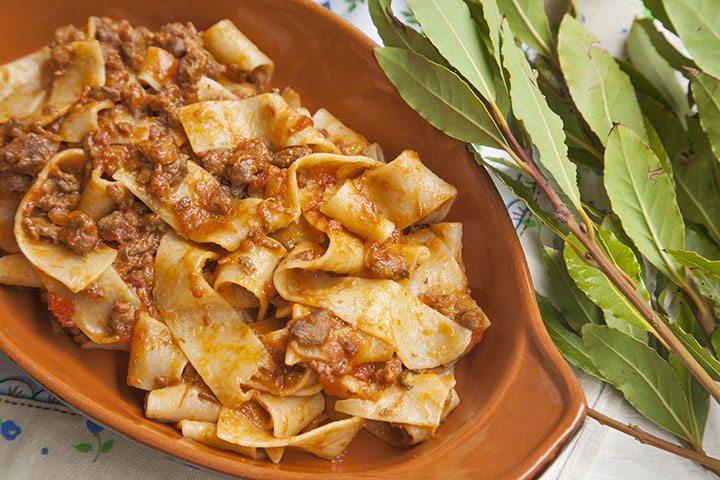 PAPPARDELLE AL RAGÙ DI CINGHIALE