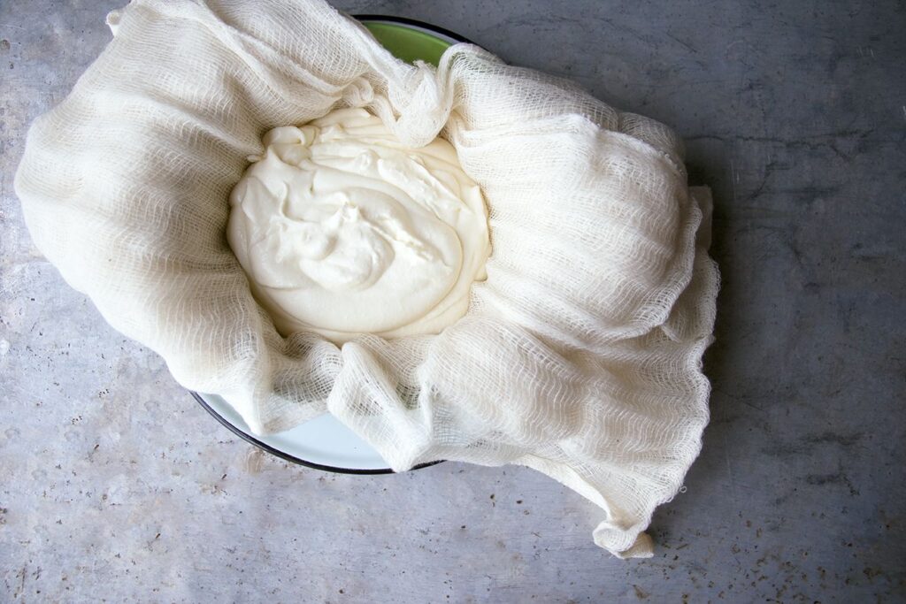HOW MASCARPONE IS MADE