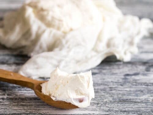 WHAT IS MASCARPONE? USES, SUBSTITUTES, AND ITALIAN RECIPES