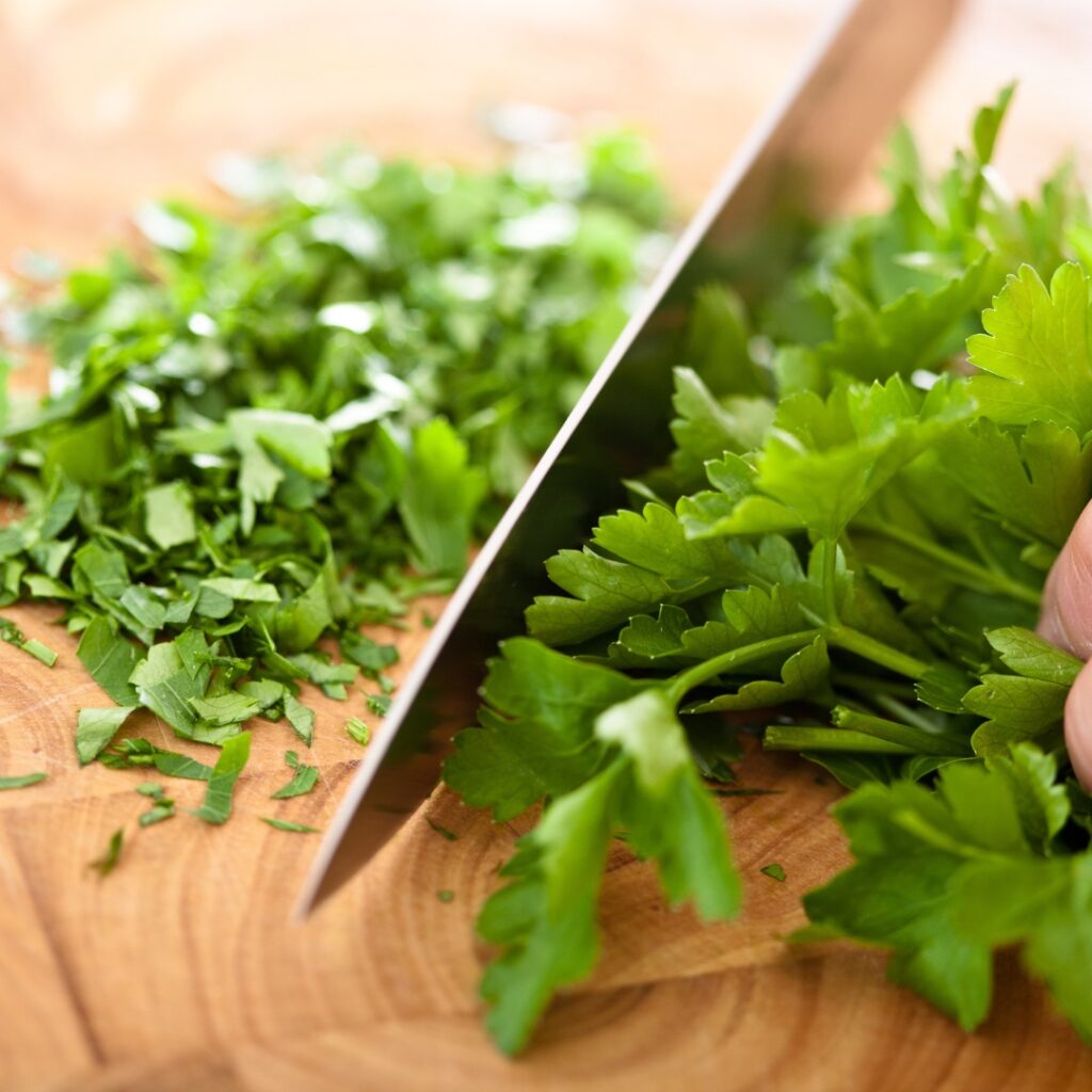 GARLIC BUTTER SAUCE FOR PASTA: Chop the Parsley