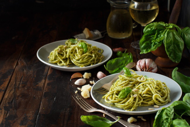 Pairing Basil Pesto with Dishes
