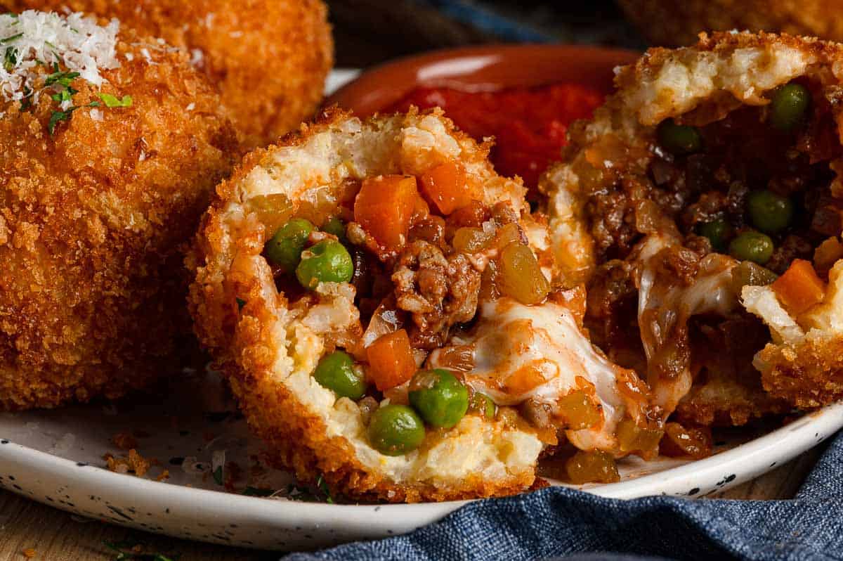 WHAT IS ARANCINI?